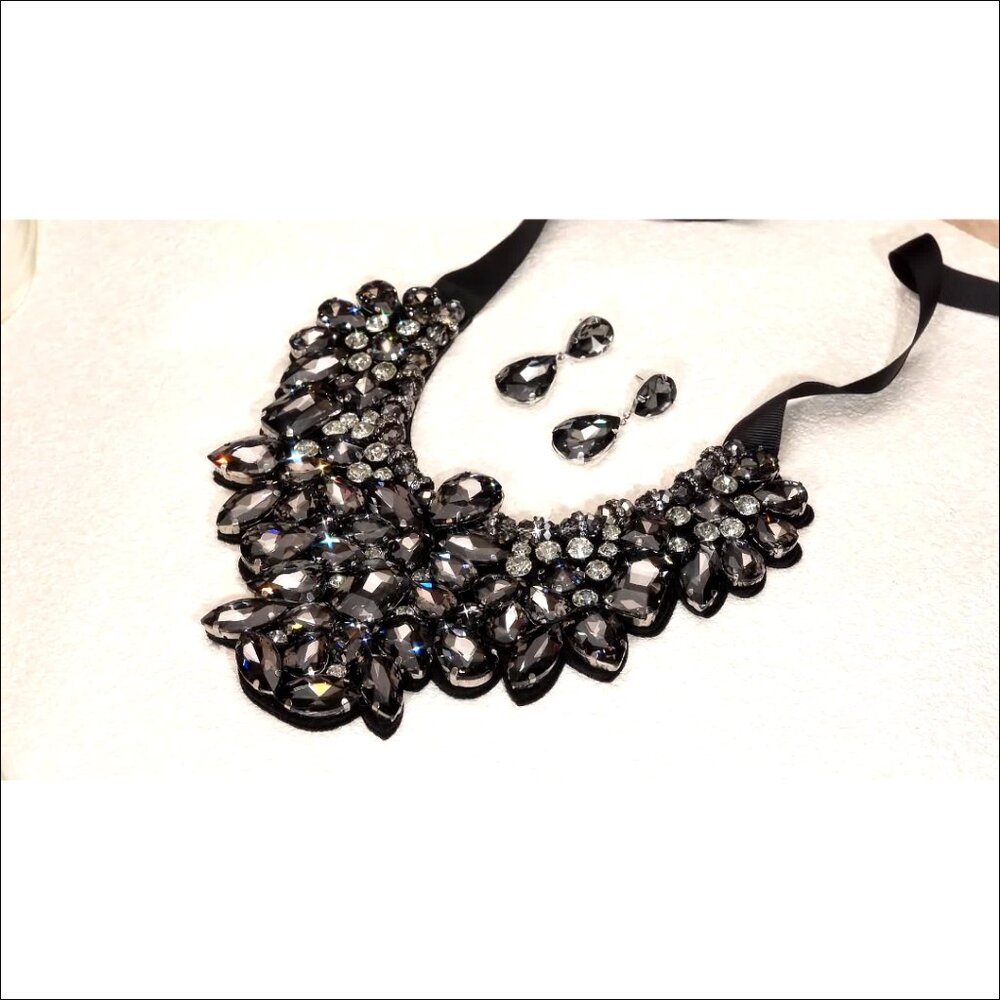 Crystal Rhinestone Statement Necklace Earrings Set Adjustable Costume Jewelry - Picture 6 of 6